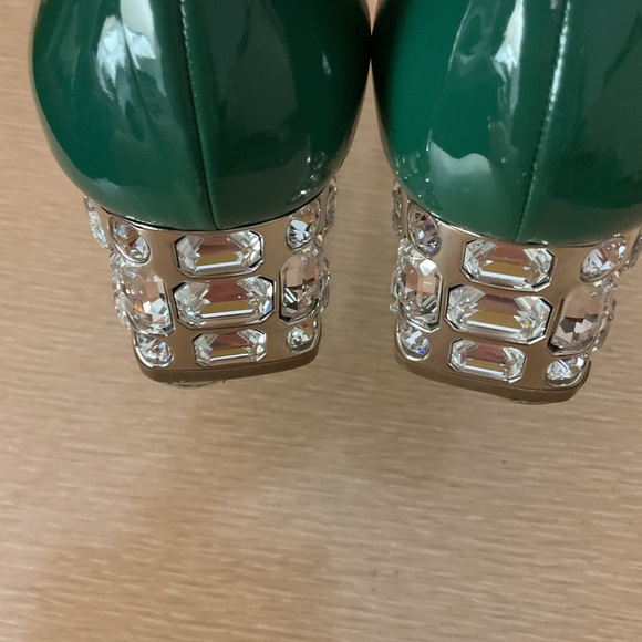 Fabulous Miu Miu patent leather pumps with rhinestone heels WORN ONCE size 36.5 - Picture 4 of 12